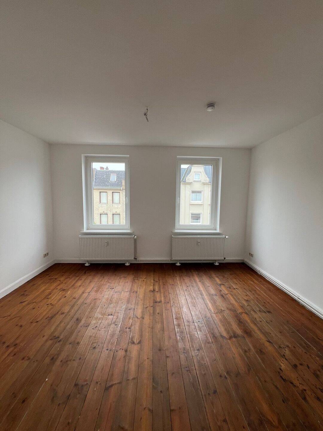Wohnung in ruhiger und zentraler Lage, nähe UNI, 23562 Lübeck (Sankt Jürgen)