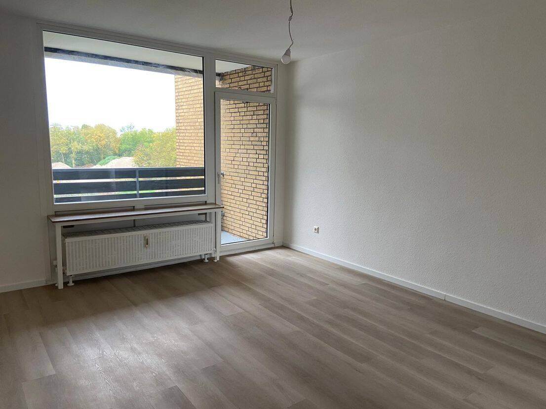 2-Zimmer-Wohnung mit Balkon und Aufzug in Duisburg-Hochheide, 47198 Duisburg (Alt-Homberg Hochheide)