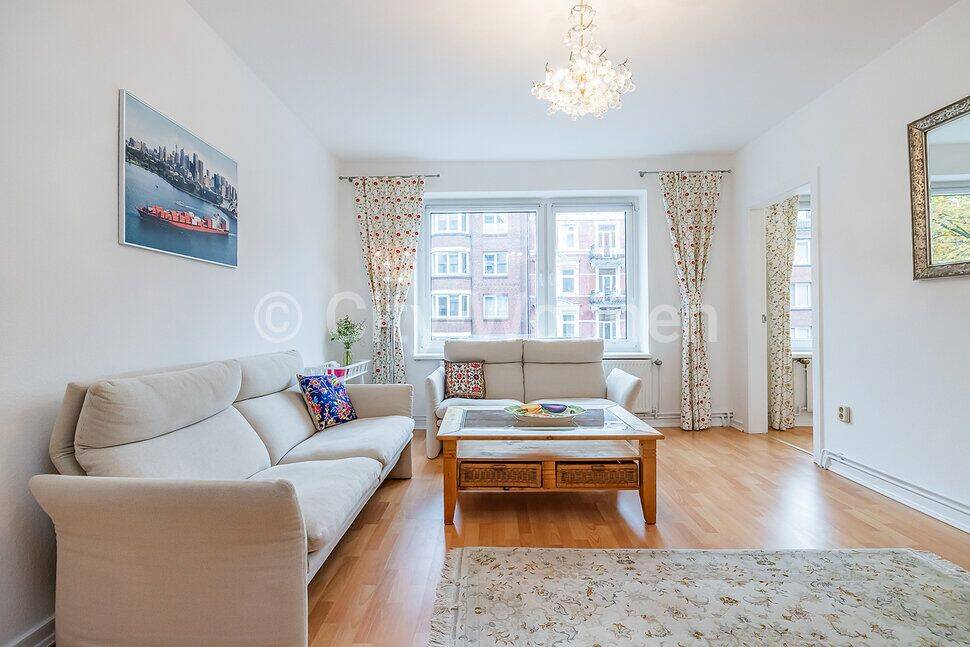 Komplett möblierte 3-Zimmer-Wohnung mit Balkon in Hamburg-Eimsbüttel, 20257 Hamburg (Eimsbüttel Altona-Nord)