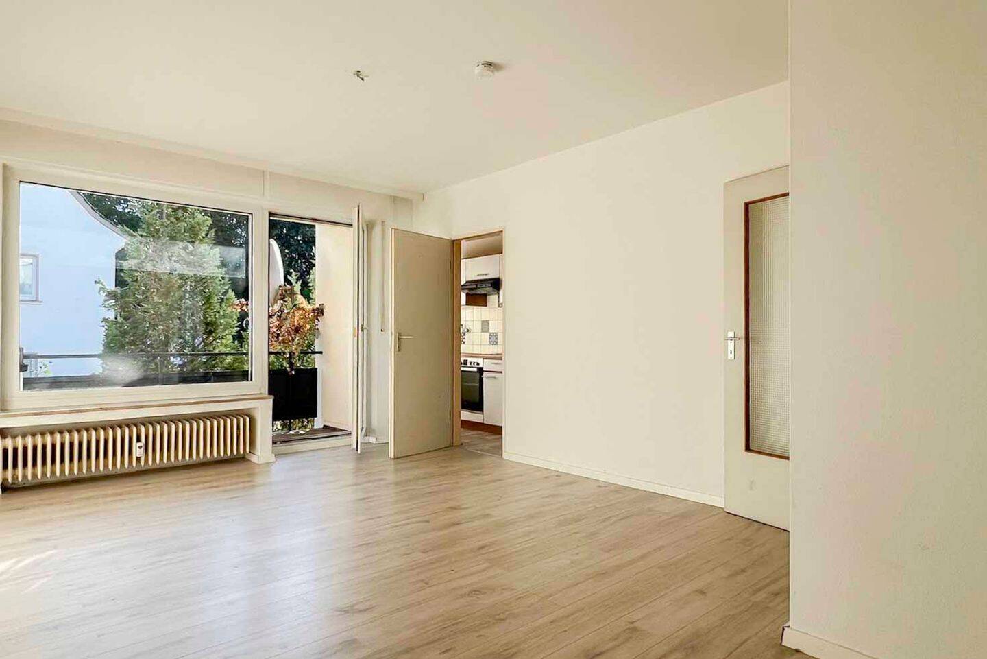 Bezugsfreie 1-Zimmerwohnung in zentrumsnaher Lage von Bielefeld-Gadderbaum mit EEK C, 33617 Bielefeld (Gadderbaum Innenstadt)