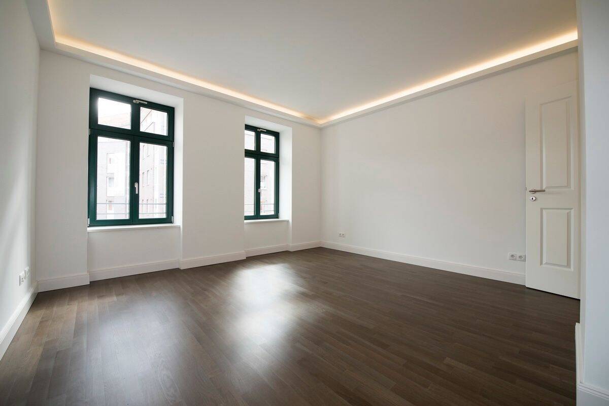 Schickes Nest für 2! * Balkon * Parkett * Fußbodenheizung * tolles Bad * Wanne & Dusche * LED-Licht, 4315 Leipzig (Neustadt-Neuschönefeld Sellerhausen-Stünz Volkmarsdorf)
