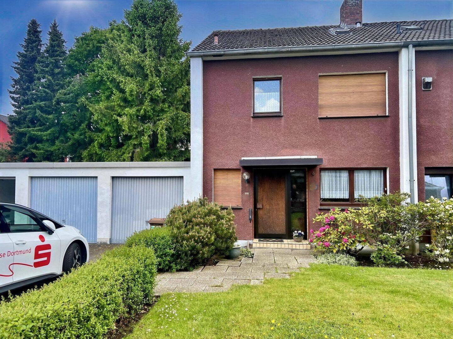 Erbpacht (Kauf möglich) Gepflegtes Reihenendhaus mit ausgebautem Dachgeschoss, Garage und Garten, 44143 Dortmund (Brackel Körne Mitte Schüren Wambel)