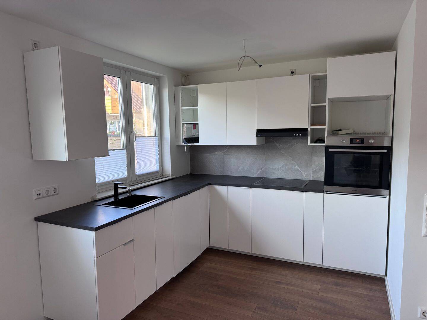 Kernsaniert und zentrumsnah: Helle 3,5-Zimmer-Wohnung mit Einbauküche, 73614 Schorndorf