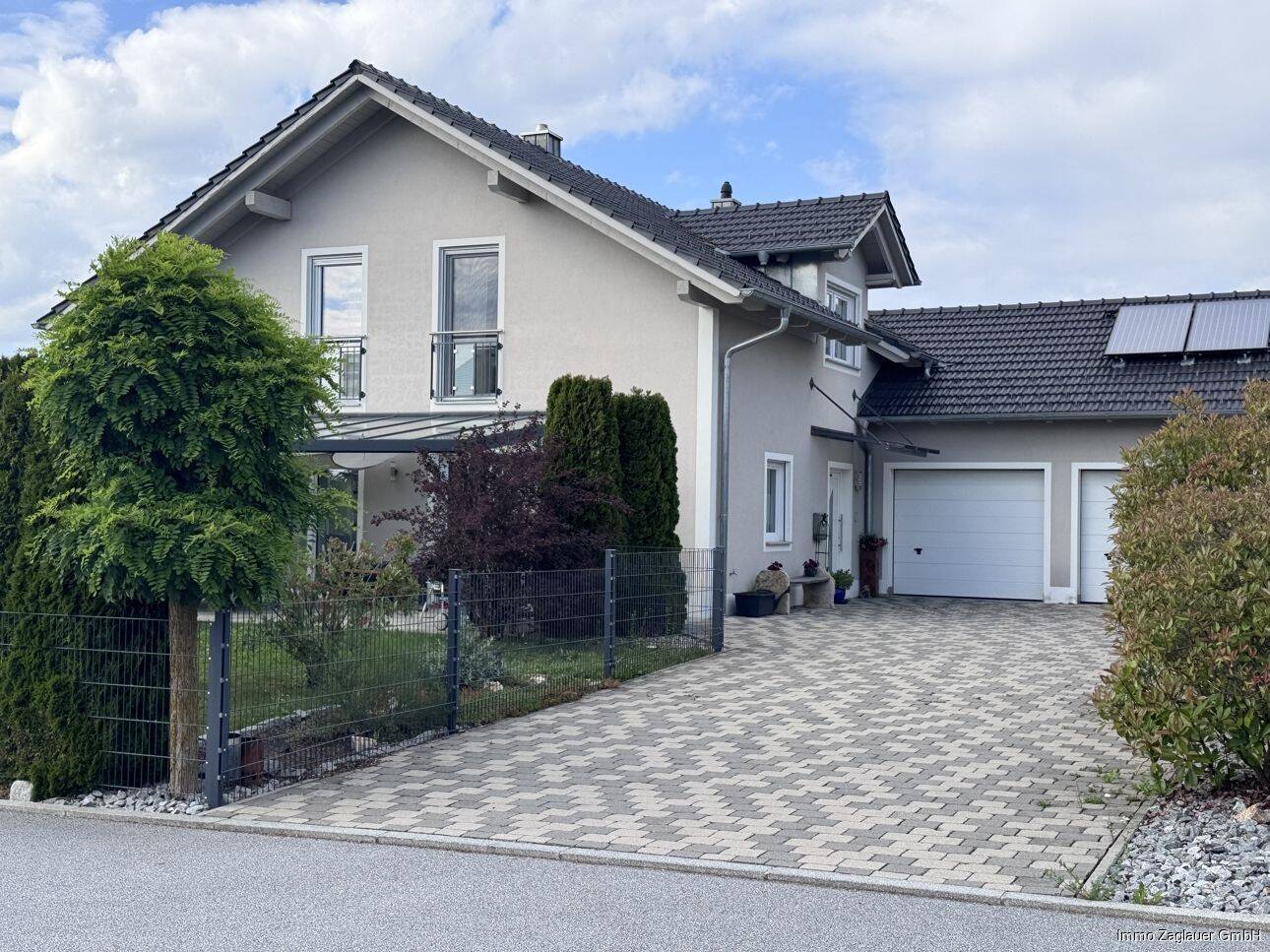 Ankommen und wohlfühlen – Einfamilienhaus mit Doppelgarage in ruhiger Lage von Hofkirchen, 94544 Hofkirchen