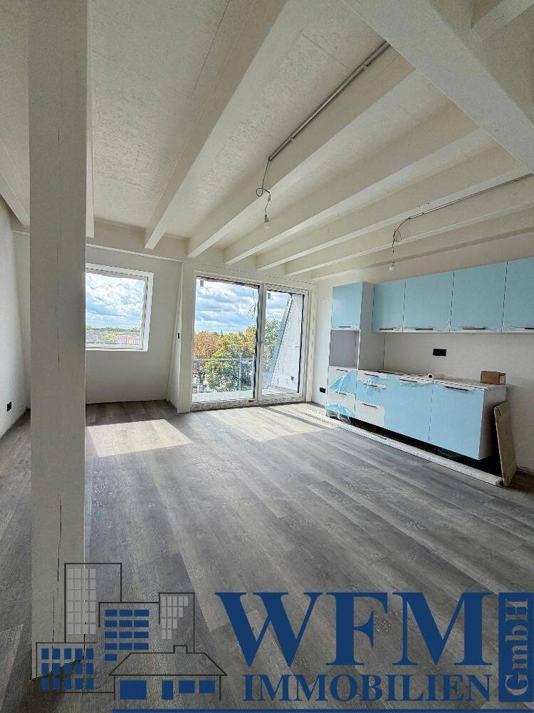 WENr.4 Erstbezug über den Dächern von Neukölln: Lichtdurchflutete Traumwohnung am Britzer Damm, 12347 Berlin (Neukölln)