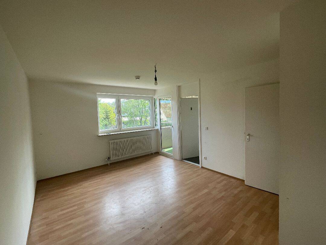 Gemütliche 1-Zimmer-Wohnung mit Loggia!, 90411 Nürnberg