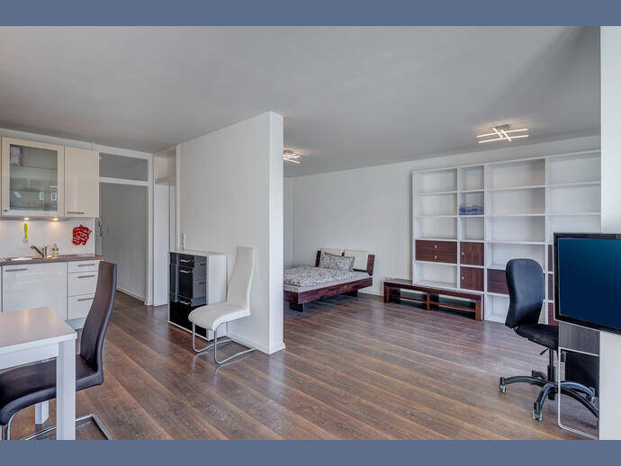 Möbliert: 1,5-Zimmer Wohnung, Nähe Rosenheimer Platz, 81669 München (Au-Haidhausen Ramersdorf-Perlach)