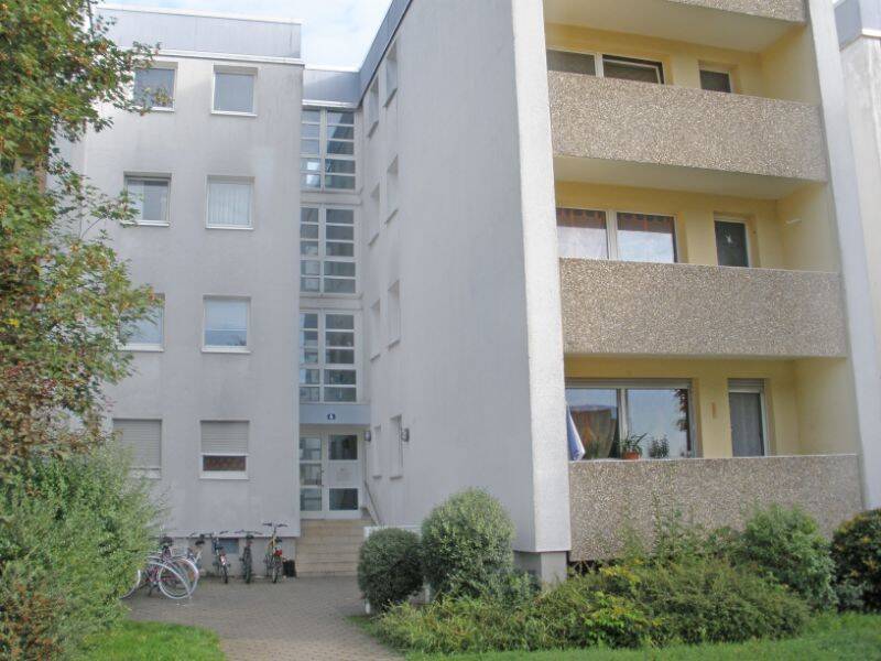 Ihr neues Zuhause in Lampertheim – Kleine gemütliche 4-Zimmer-Wohnung, 68623 Lampertheim