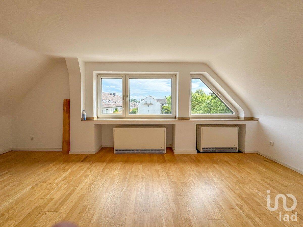 helle Maisonette Wohnung in Meerbusch-Strümp mit Garage und Westbalkon, 40670 Meerbusch