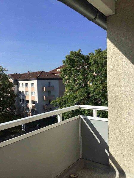 Charmante 3-Raum-Wohnung mit tollem Balkon! Wir modernisieren für Sie!, 45279 Essen (Freisenbruch Horst)