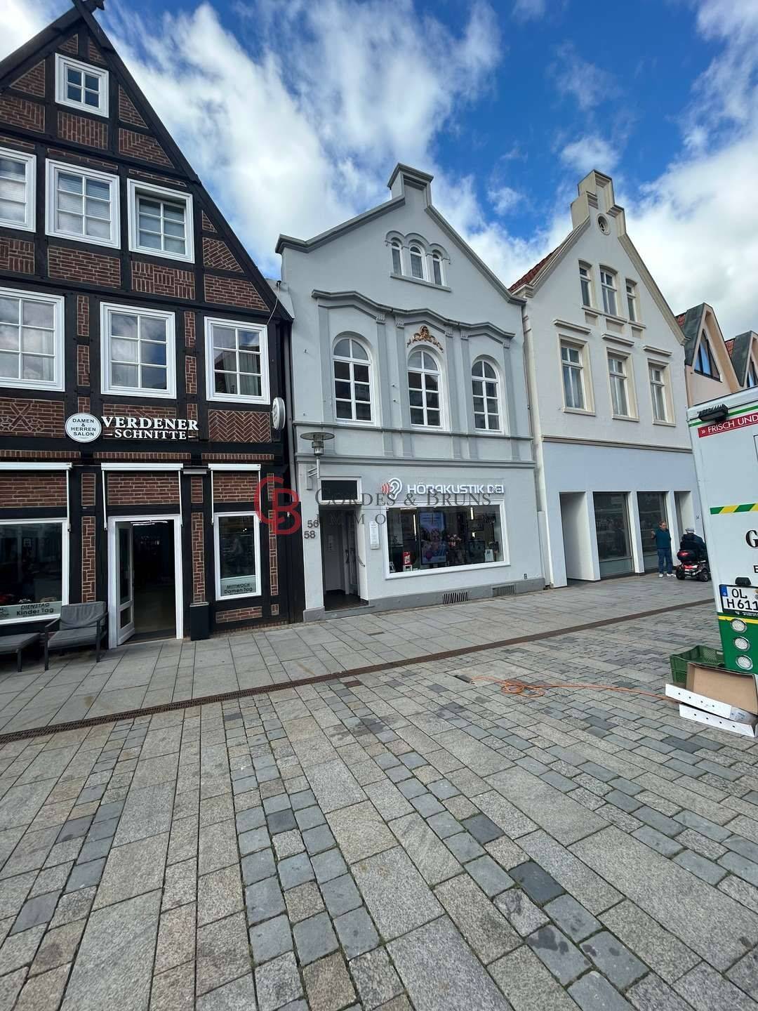 renovierte 2 Zimmer Wohnung in der besten Lage in Verden, 27283 Verden (Aller)