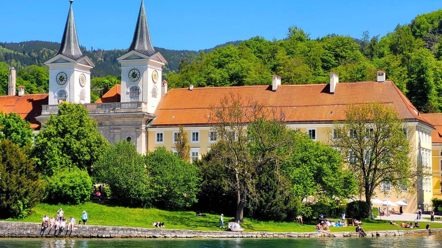 Zauberhafte Ferienwohnung für mehrere Personen im Wechsel, 83700 Rottach-Egern