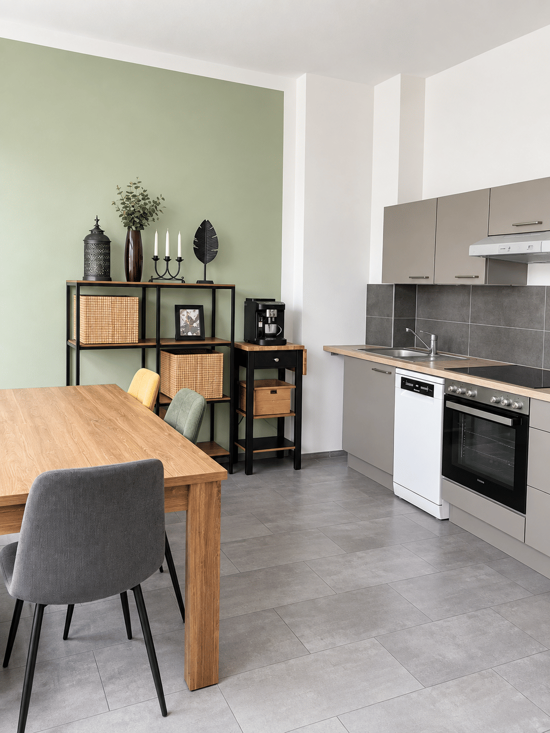 Helle renovierte 3‑Raum‑Wohnung im charmanten Denkmalobjekt, 6108 Halle (Saale) (Altstadt Giebichenstein Innenstadt Paulusviertel Saaleaue)
