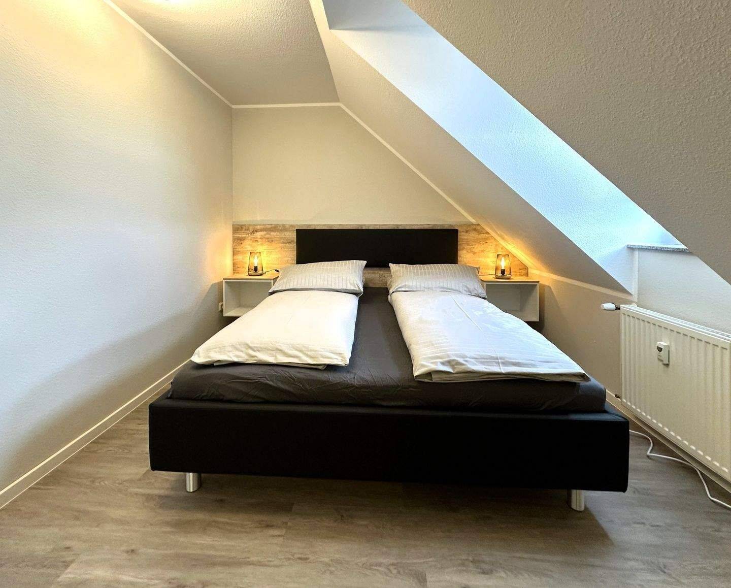 Geräumiges 2-Zimmer-Apartment, bequem & wohnlich ausgestattet – Ankommen und Wohlfühlen, 63743 Aschaffenburg (Gailbach Innenstadt Obernau Obernauer Kolonie Schweinheim)