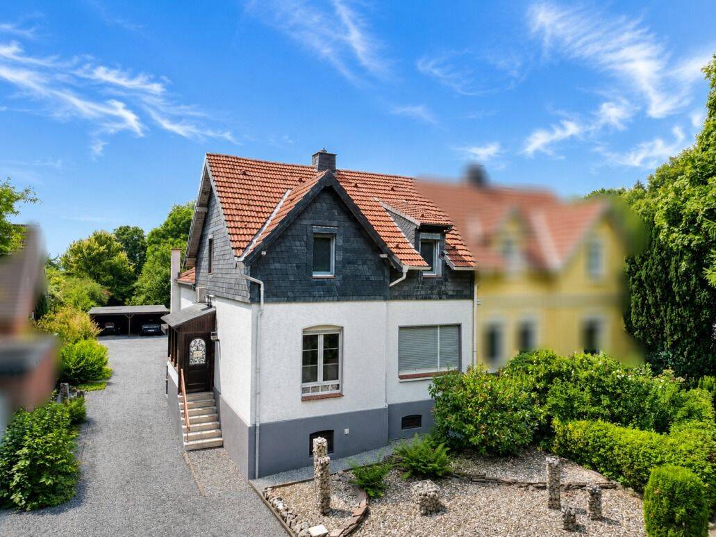 Doppelhaushälfte mit Charakter, Platz und Gestaltungsmöglichkeiten, 58730 Fröndenberg/Ruhr