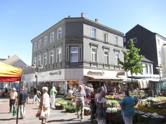 Wohnung mit Dachterasse im Herzen von Hombruch, 44225 Dortmund