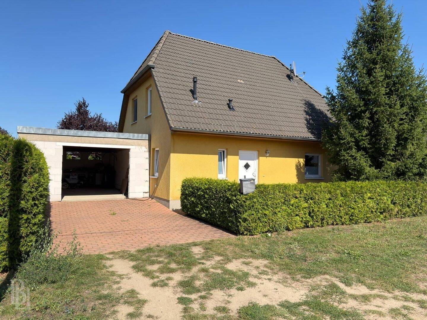 Raus aus der Stadt, rein ins Glück – Freistehendes EFH mit 880 m² Grundstück in Bernau, 16321 Bernau bei Berlin