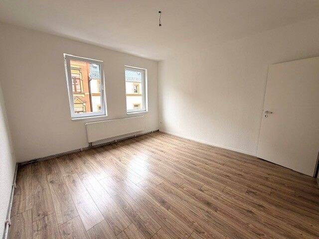 **frisch sanierte 2 Zimmer Wohnungen * zentrumsnah**, 8626 Adorf/Vogtl.