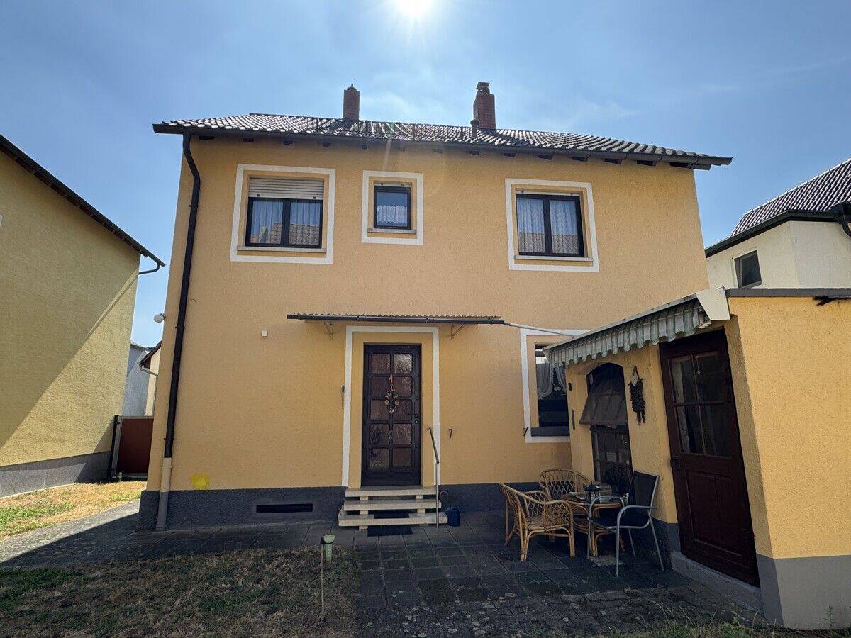 Einfamilienhaus mit Scheune, 68519 Viernheim