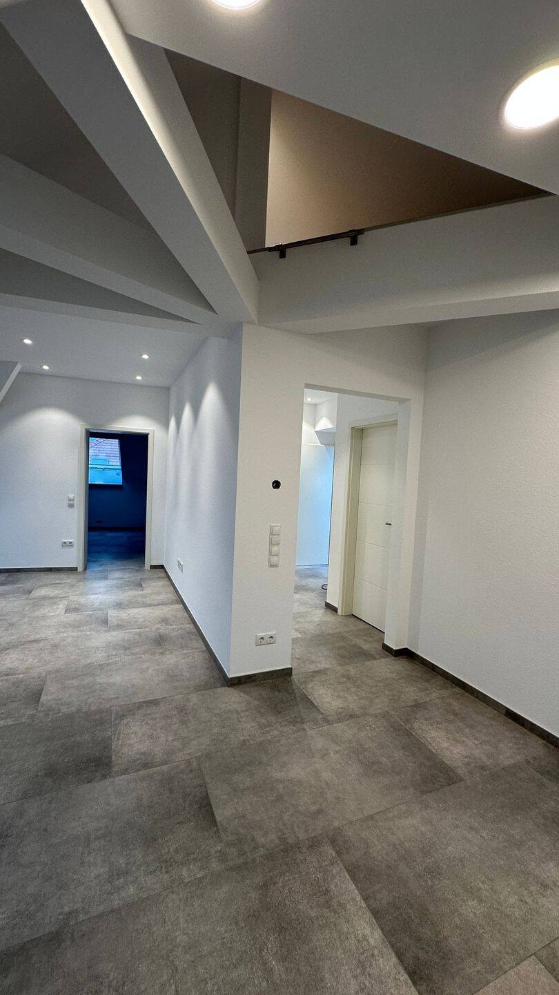 3 Zimmer, Dachgeschosswohnung, 67487 Maikammer