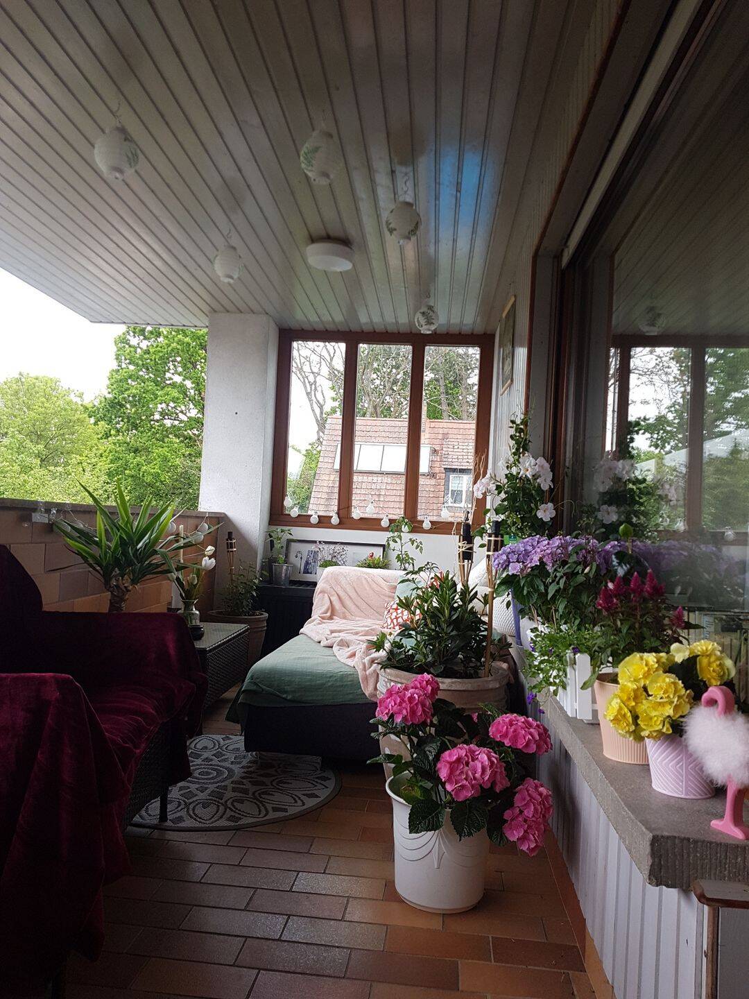 Wunderschöne 4 ZW mit Balkon und EBK – Warmmiete inkl. Strom!, 97525 Schwebheim