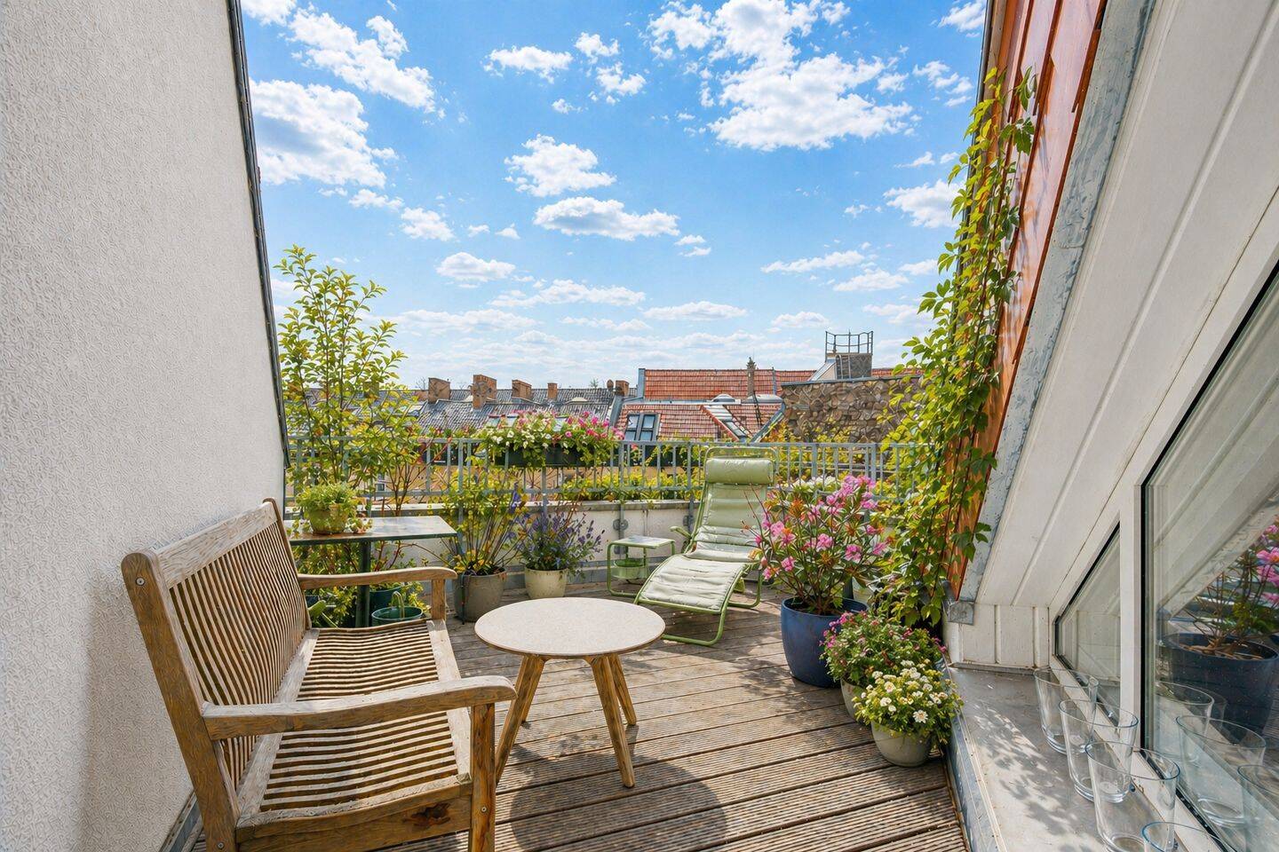 Kernsanierte DG-Wohnung mit Südterrasse in Bestlage Friedenaus, 14197 Berlin (Steglitz-Zehlendorf Friedenau Wilmersdorf)