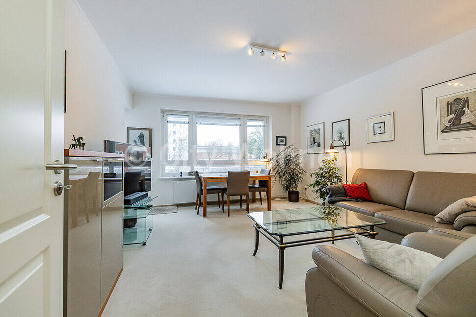Gut ausgestattete Wohnung mit Stellplatz in Hamburg-Barmbek, 22309 Hamburg (Hamburg-Nord Barmbek-Nord Bramfeld Ohlsdorf Steilshoop)