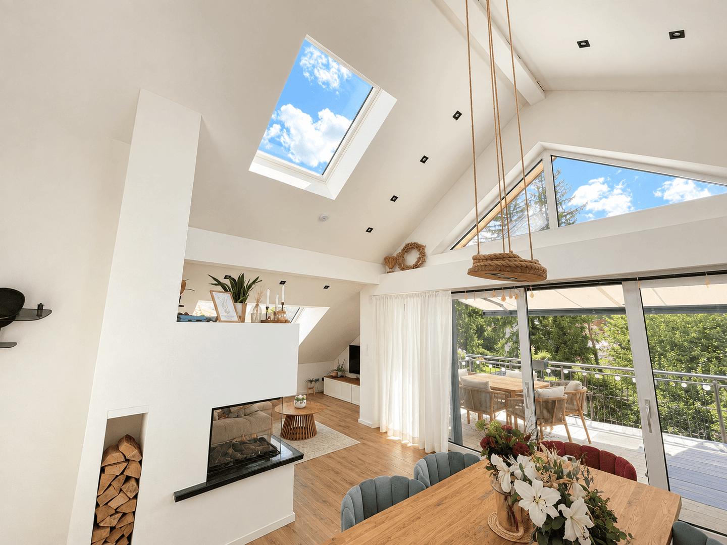 Penthouse-Wohnung mit Privatgarten – außergewöhnliches Wohnen mit exklusivem Freiraum in Gröbenzell, 82194 Gröbenzell