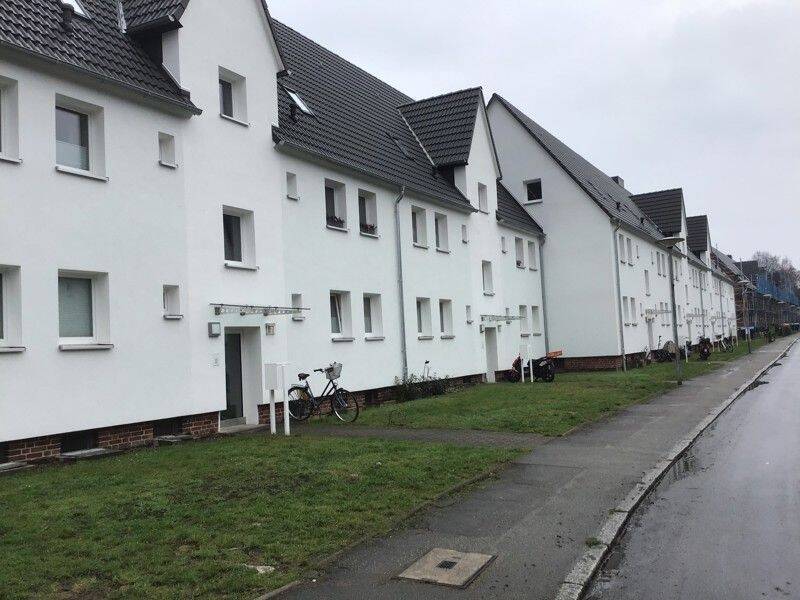 Komplett modernisierte 1,5-Zimmer-Wohnung mit Balkon, 23564 Lübeck (Sankt Gertrud Sankt Jürgen)