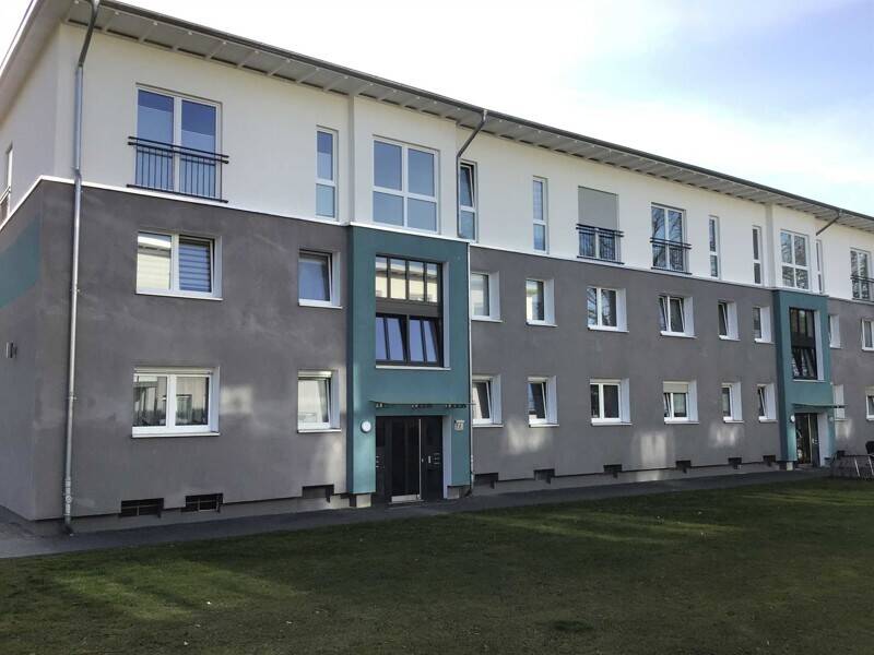 Nette Nachbarn gesucht: renovierte 3-Zimmer-Wohnung, 33689 Bielefeld (Dalbke Sennestadt)