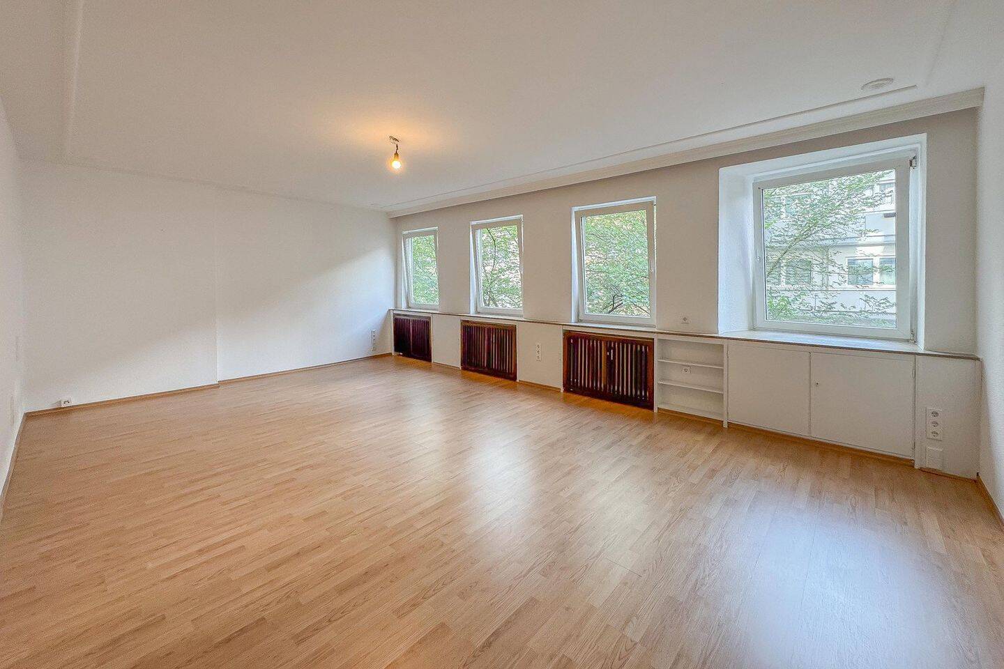 3 ZIMMER – TERRASSE – RENOVIERT – TOP-LAGE – opt. STELLPLATZ, 58452 Witten