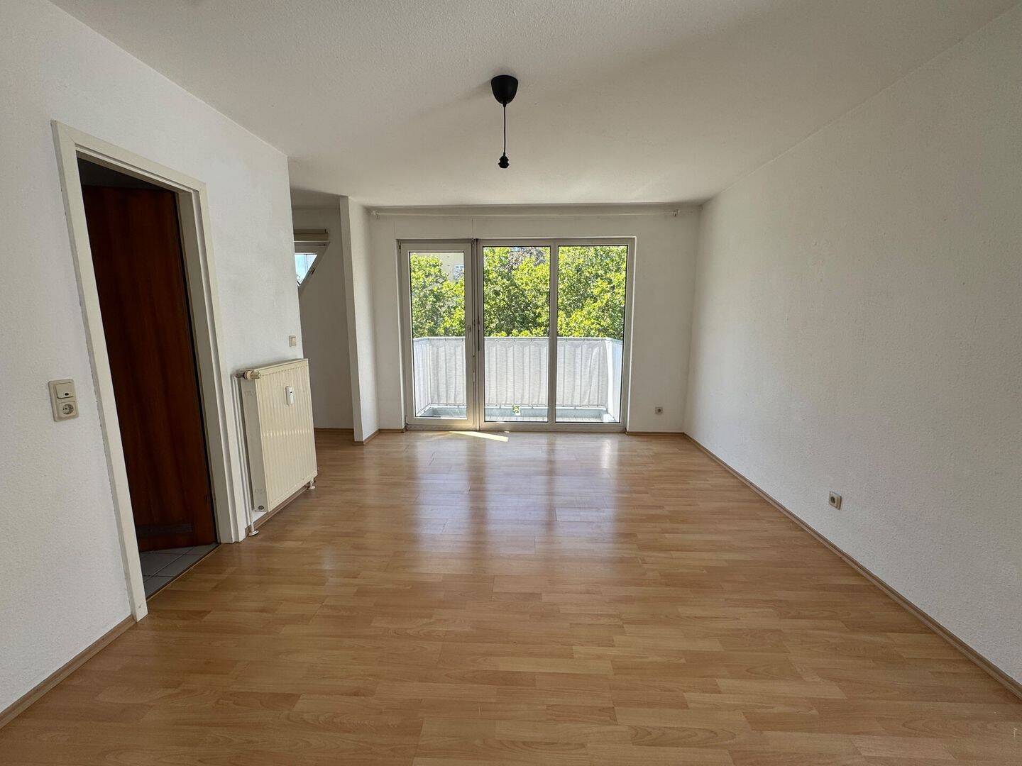 1,5-Zimmerwohnung mit Balkon zur Miete – provisionsfrei, 66111 Saarbrücken