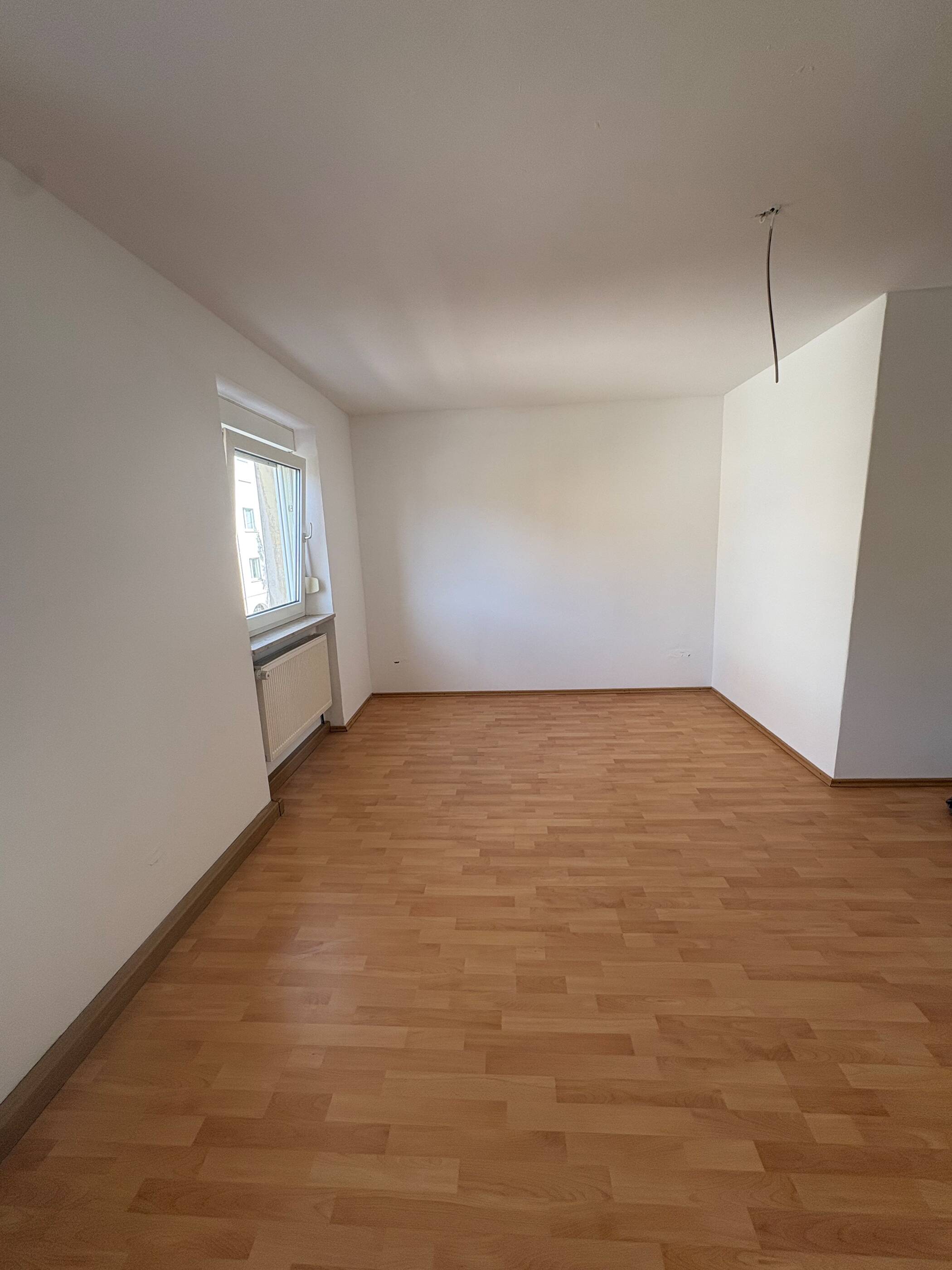 Erstbezug nach Sanierung: Helle 3-Zimmer-Wohnung, WG-geeignet, 96052 Bamberg (Bamberg Gartenstadt Hirschknock Kramersfeld)