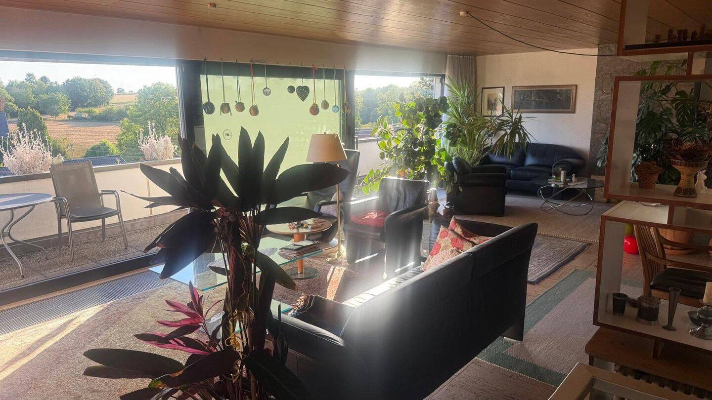 Sehr schönes Einfamilienhaus mit Schwimmbad und Sauna in Heilbronn, 74078 Heilbronn (Biberach Frankenbach Heilbronn Kirchhausen Neckargartach)