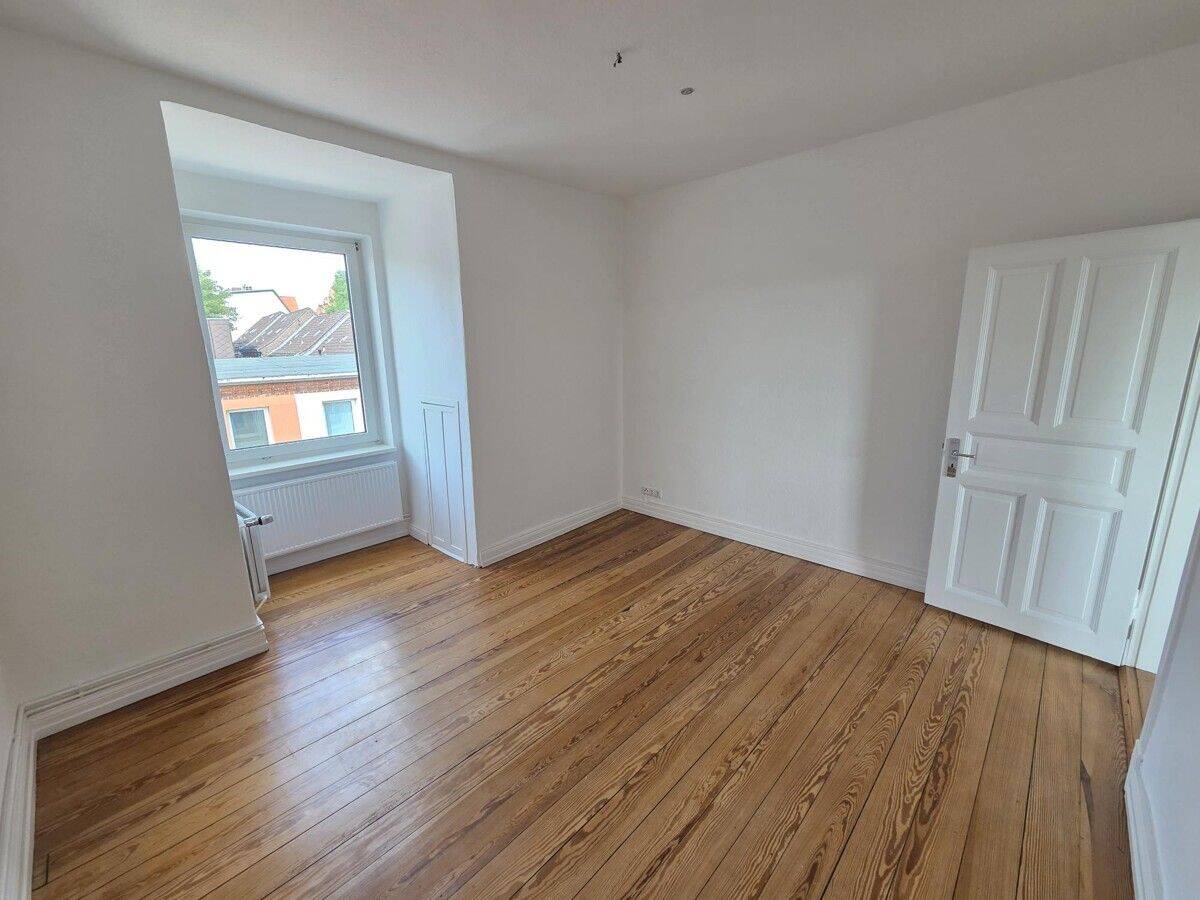 Gut geschnittene 2-Zimmer-Wohnung mit Balkon!, 24149 Kiel (Neumühlen-Dietrichsdorf)
