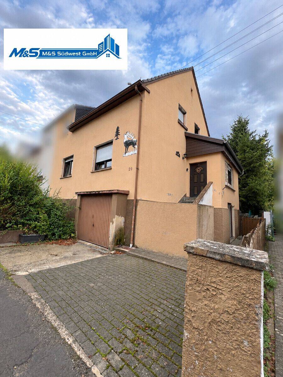 Einfamilienhaus in attraktiver Lage in Wadgassen-Hostenbach zu verkaufen!, 66787 Wadgassen