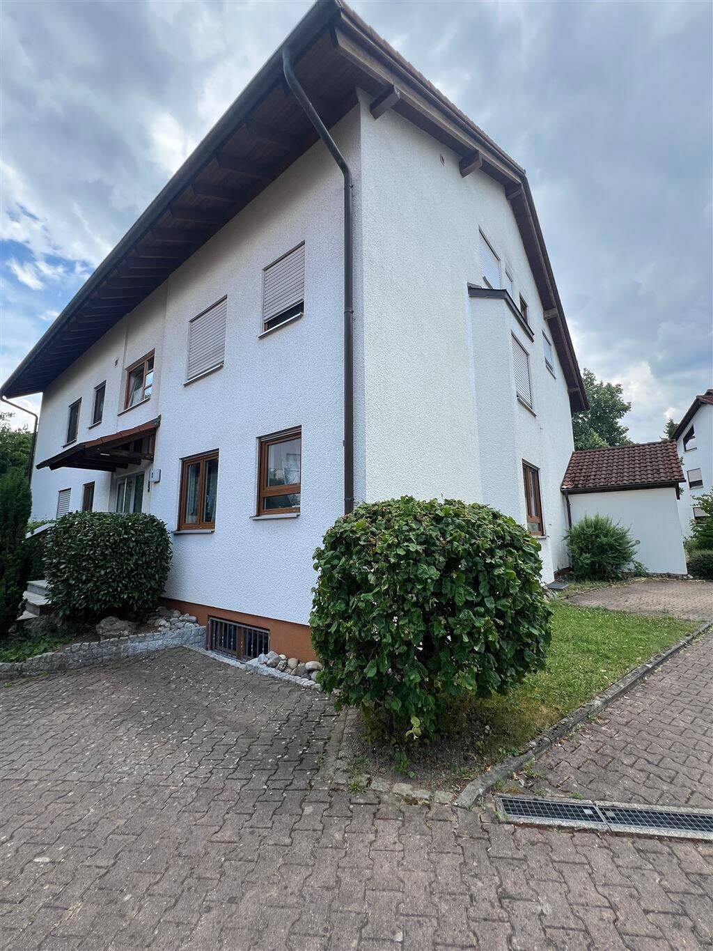 Stilvolle 3-Zimmer-Dachgeschosswohnung in ruhiger Bestlage von Bad Boll, 73087 Bad Boll