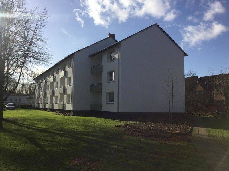 Erstbezug nach Sanierung! 3-Zimmer Wohnung mit Balkon im Erdgeschoss, 33607 Bielefeld (Innenstadt)