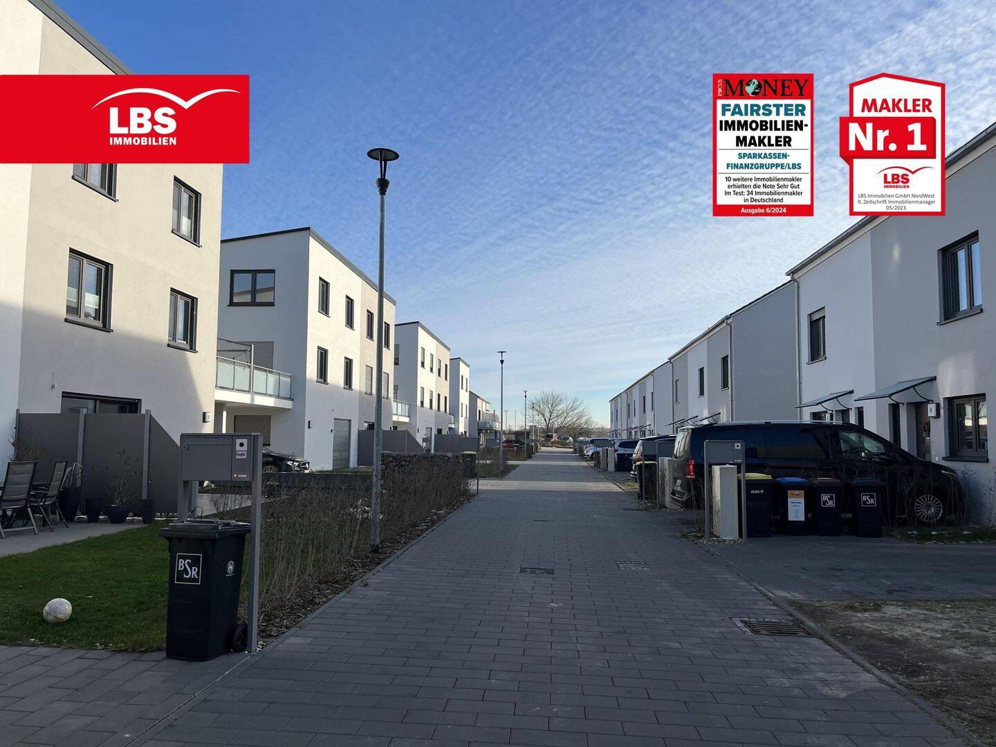 Modernes Reihenendhaus mit viel Platz auf 3 Etagen 2 Bäder, Balkon+Garten, 12621 Berlin (Marzahn-Hellersdorf Hellersdorf Kaulsdorf)