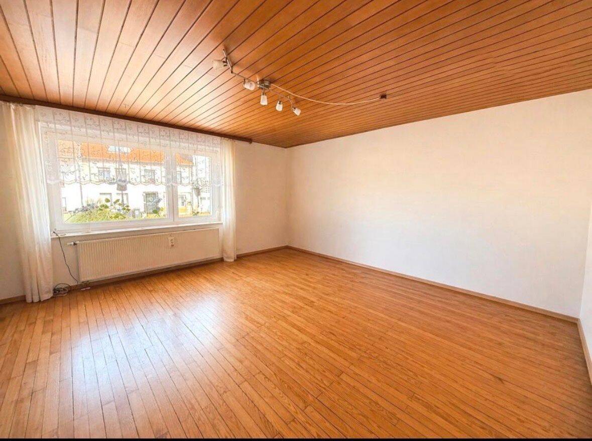 Moderne 75 m2 Erdgeschosswohnung mit eigenem Garten & Terrasse, 66798 Wallerfangen