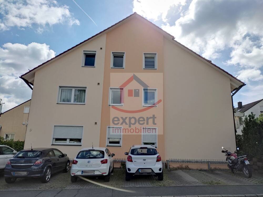 3 Zimmer DG-Wohnung mit Galerie und kleinem Balkon in Eckental/Eschenau ab 01.12. zu mieten, 90542 Eckental