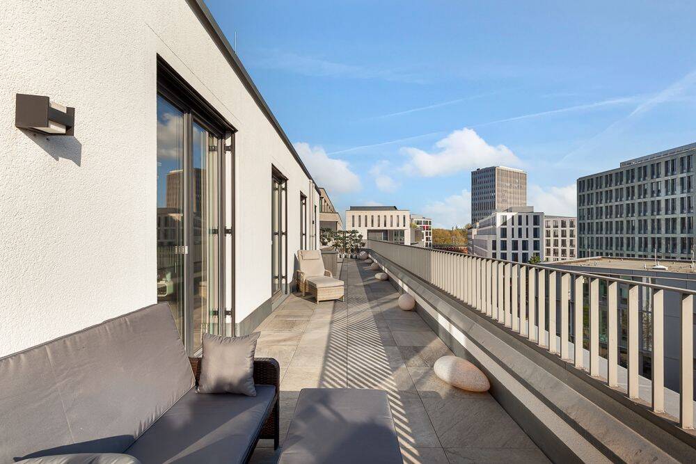 Zwischen Spree & Tiergarten: Neubau-PTH mit Dachterrasse, Aufzug, Garagenstellplatz & 270°-Blick, 10623 Berlin (Charlottenburg-Wilmersdorf Charlottenburg)