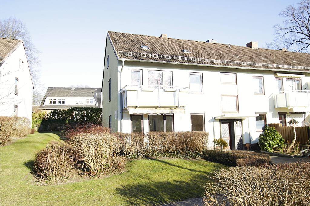 3 Zimmerwohnung mit Mansarde in ruhiger Lage, St. Magnus. Käufer provisionsfrei!, 28759 Bremen (Grohn Schönebeck Sankt Magnus Vegesack)