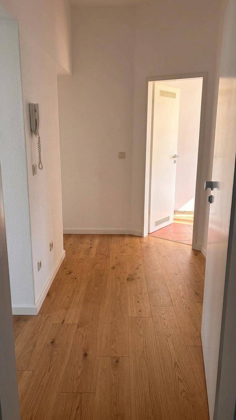Helle 2-Zimmer-Wohnung mit Balkon in gepflegtem Mehrfamilienhaus – Essen-Frohnhausen, 45145 Essen (Frohnhausen Holsterhausen)