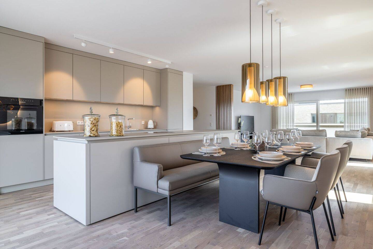 Exklusives Penthouse mit zwei großzügigen Terrassen und Meerblick, 25992 List auf Sylt
