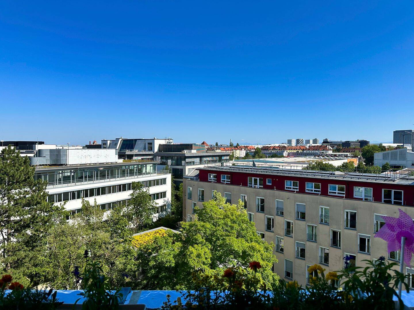 Wohnen über der Stadt – mit Weitblick, Balkon und viel Potenzial, 81379 München (Sendling Sendling-Westpark Thalk. Obersendl.-Forsten-Fürstenr.-Solln)