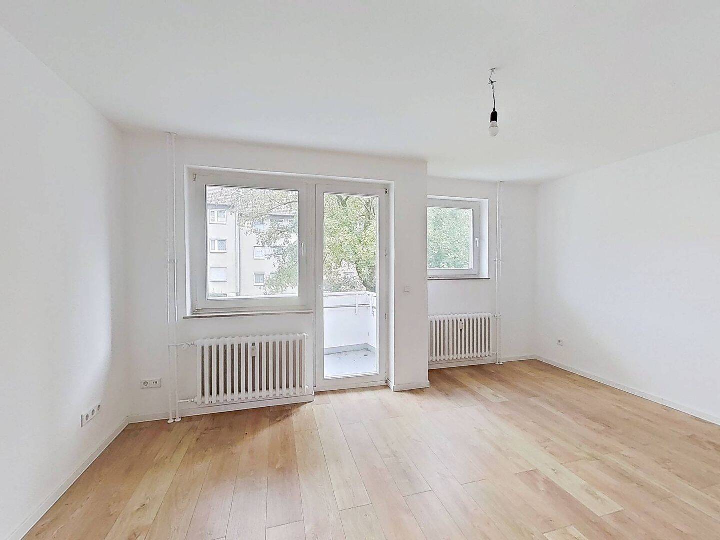 Sanierte 3-Zi.-Whg. mit BALKON in Bielefeld-Brackwede, 33647 Bielefeld (Brackwede Senne Ummeln)