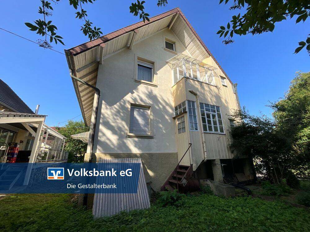 ***Kleines Haus zur Komplettsanierung auf großem Grundstück in Zunsweier***, 77656 Offenburg