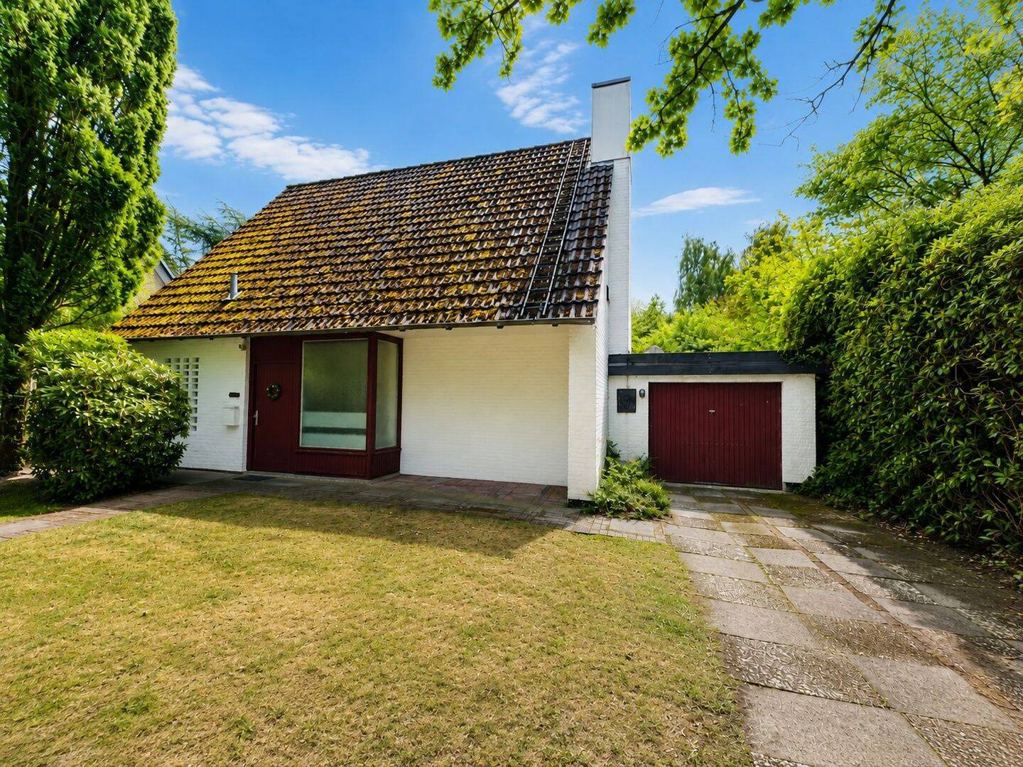 Einfamilienhaus auf großem Grundstück mit vielfältigen Möglichkeiten, 22851 Norderstedt