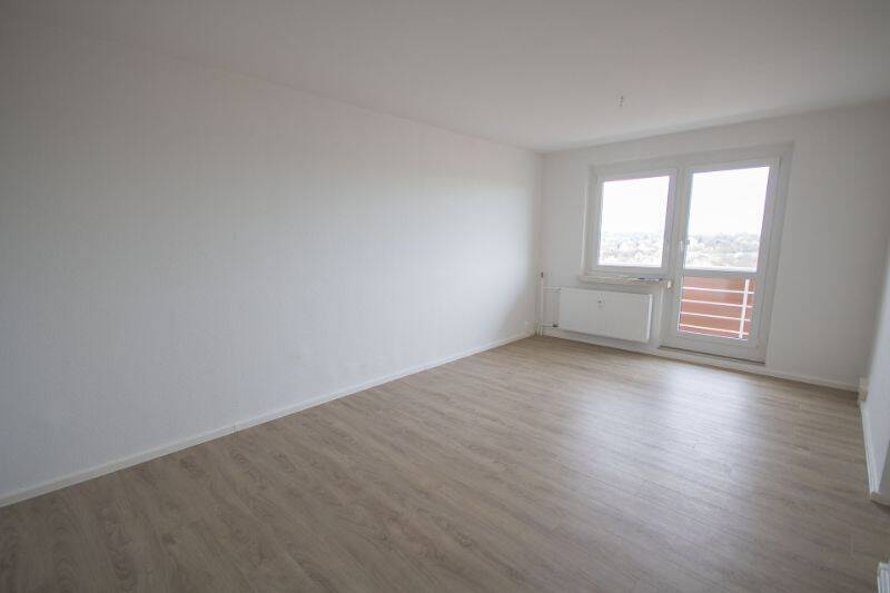 Oben wohnen und die Aussicht genießen. 3-Räume an der Heide…, 6120 Halle (Saale) (Dölau Heide Nord Heide Süd Kröllwitz Lettin)